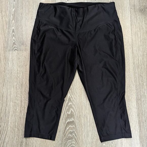 Xersion Women's Black Cropped Legging Approximate Size XXL - Picture 1 of 2